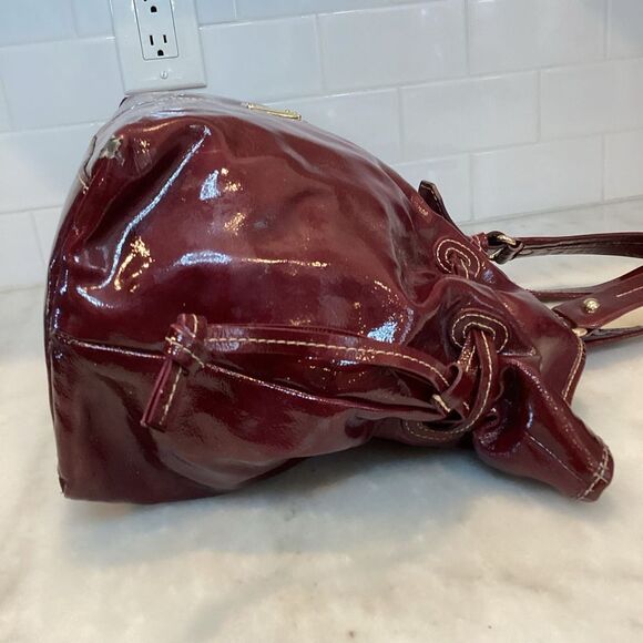Dooney & Bourke Chiara High Gloss Patent Leather Drawstring Shoulder Bag Tote - Picture 6 of 16